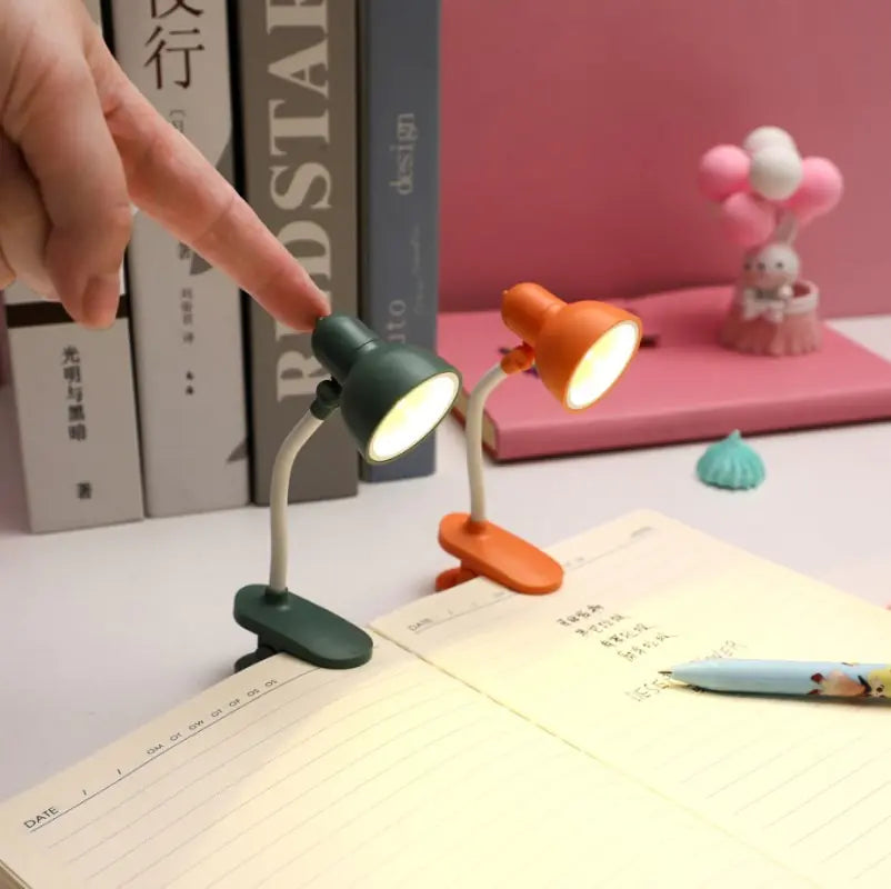 Small Bookshelf Night Light Desk Lamp